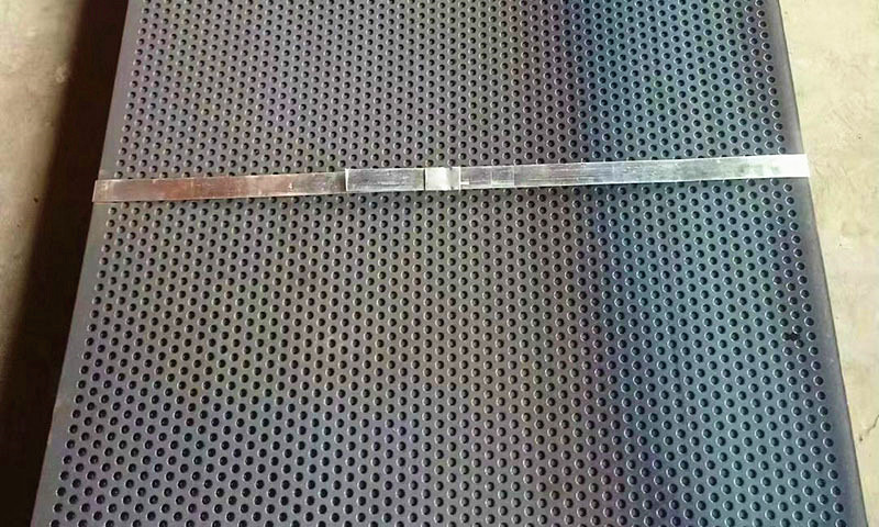 制砂機(jī)孔篩板產(chǎn)品展示